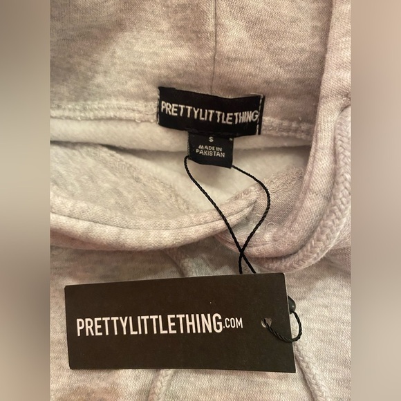 NWT PrettyLittleThing Ash Gray Oversized Hoodie Size Small - Picture 3 of 6